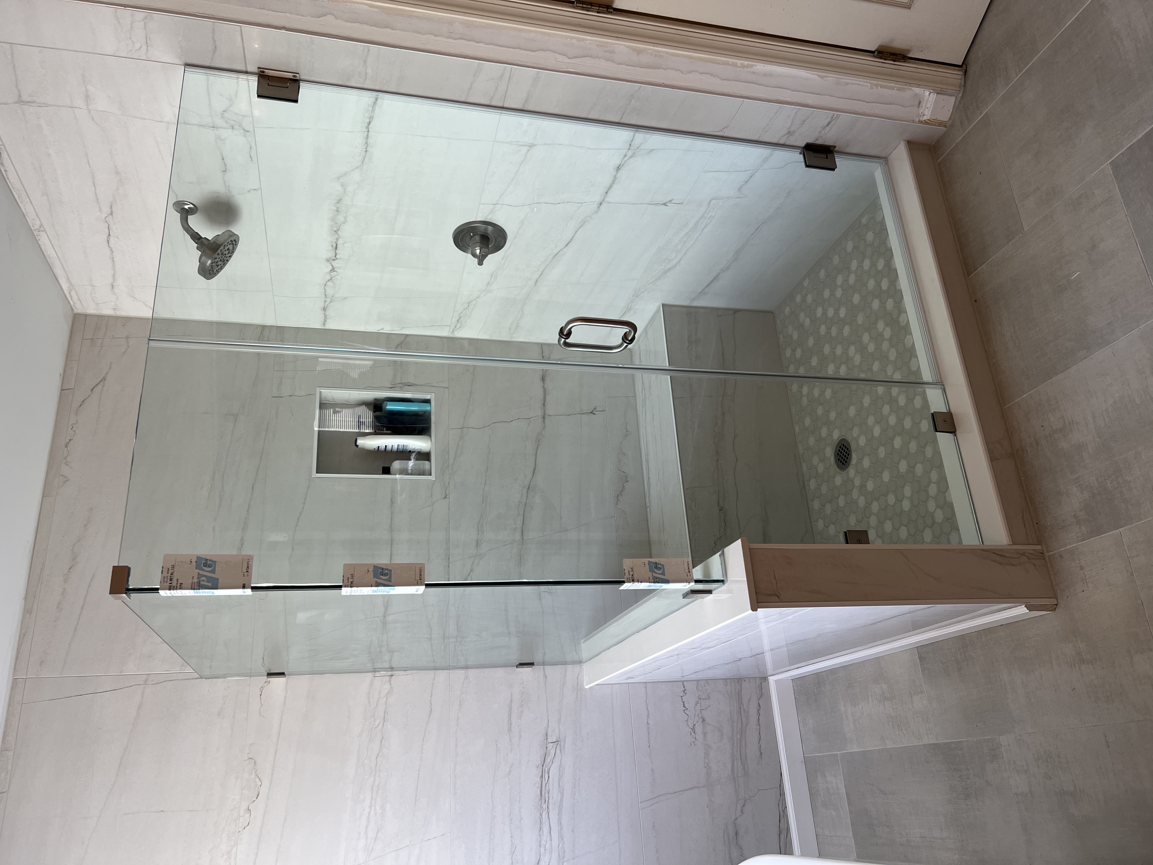 Custom glass doors and windows installation in DMV area